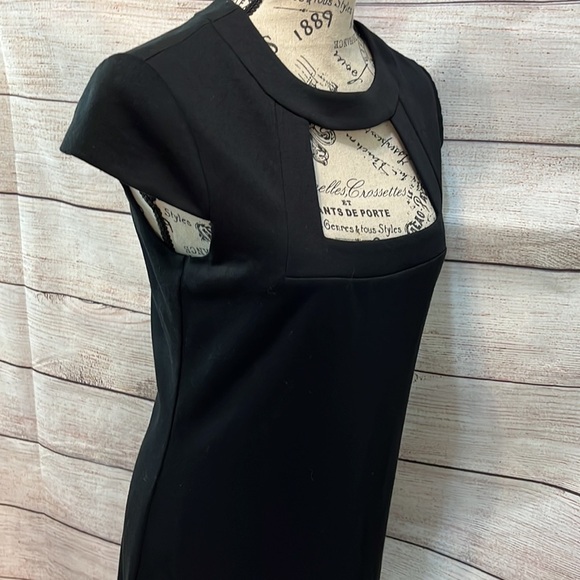 Trina Turk Cocktail Dress Keyhole Front Black Size 2 - Picture 3 of 9